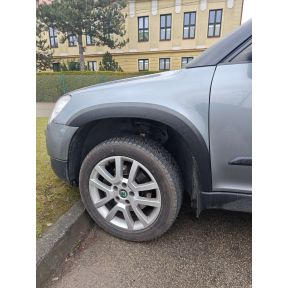 Plastové lemy blatníkov pre Skoda Yeti (2009-2017)